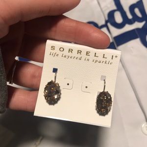 Sorelli Earrings